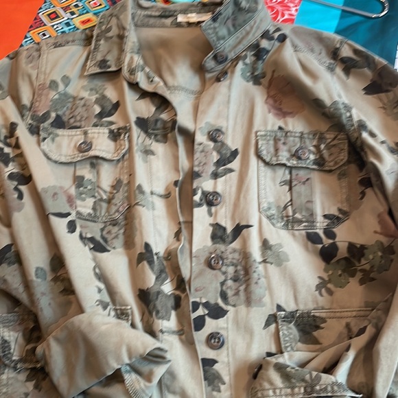 Maurices Jean Jacket with Flowers - Picture 5 of 5